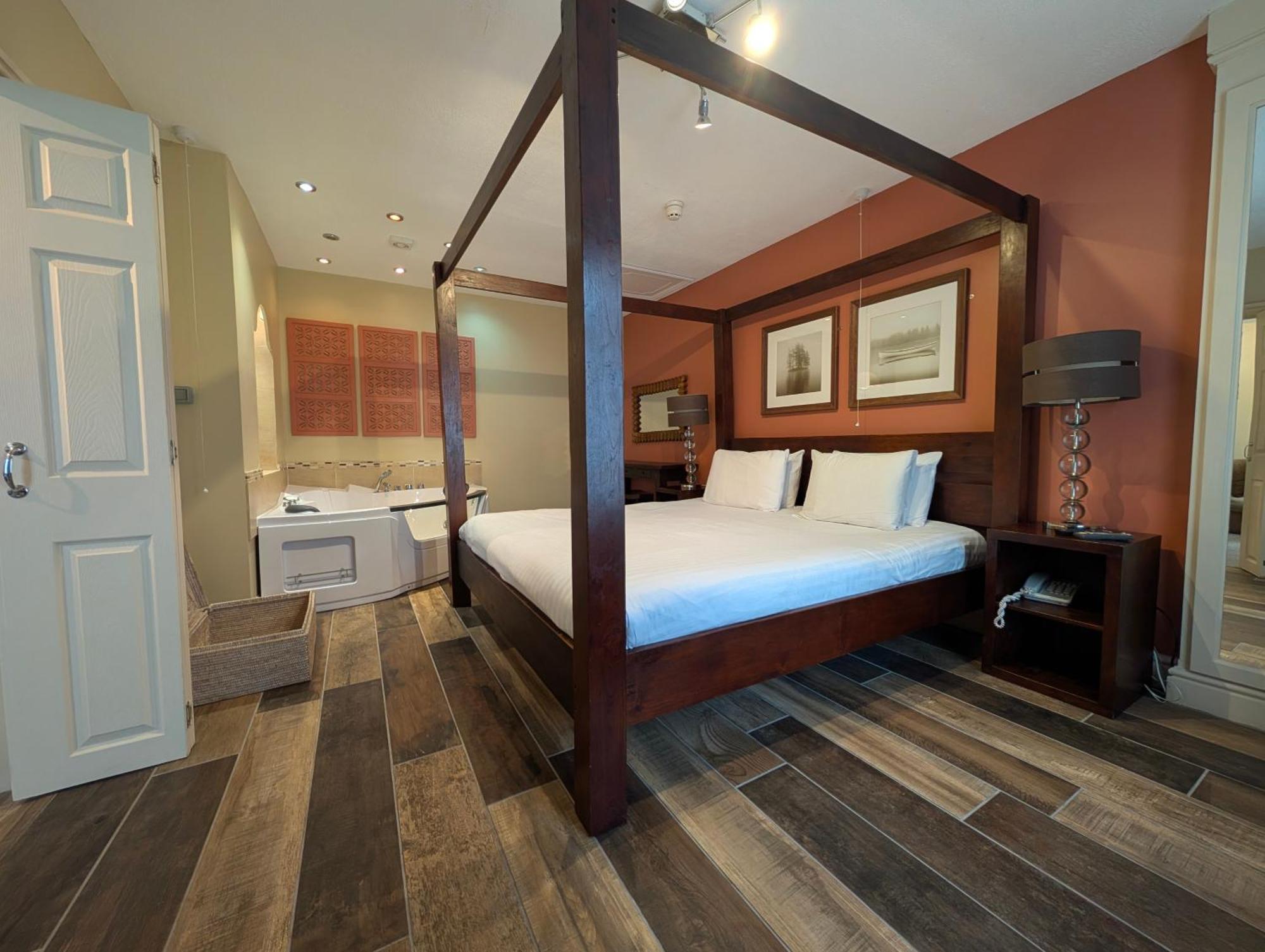Oriel Hotel Сейнт Асаф Екстериор снимка